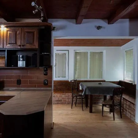 Holiday home Ket Macska Vendeghaz,