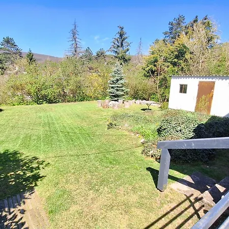 Ket Macska Vendeghaz, *